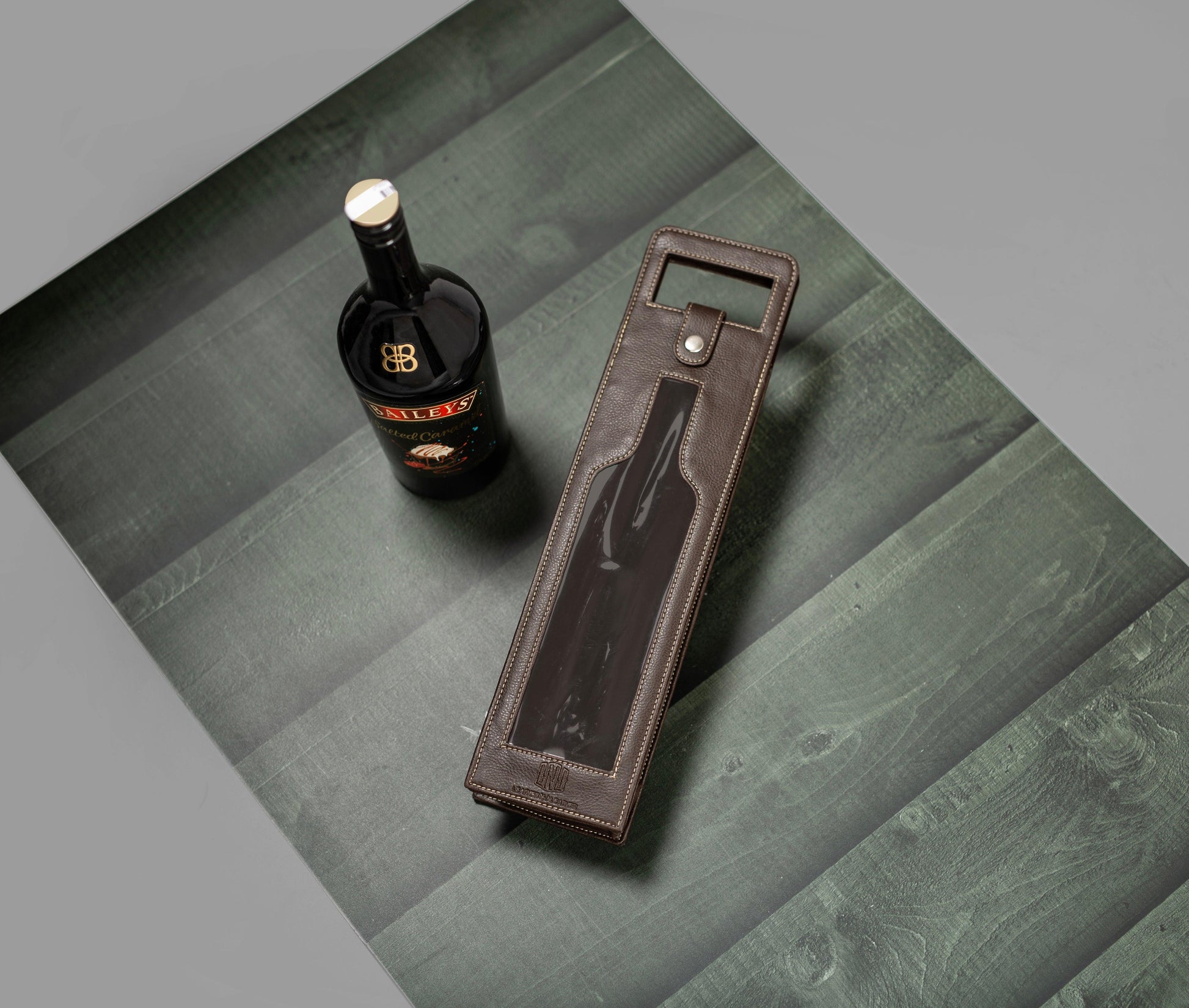 Bottle Bag - LeatherNoLeather