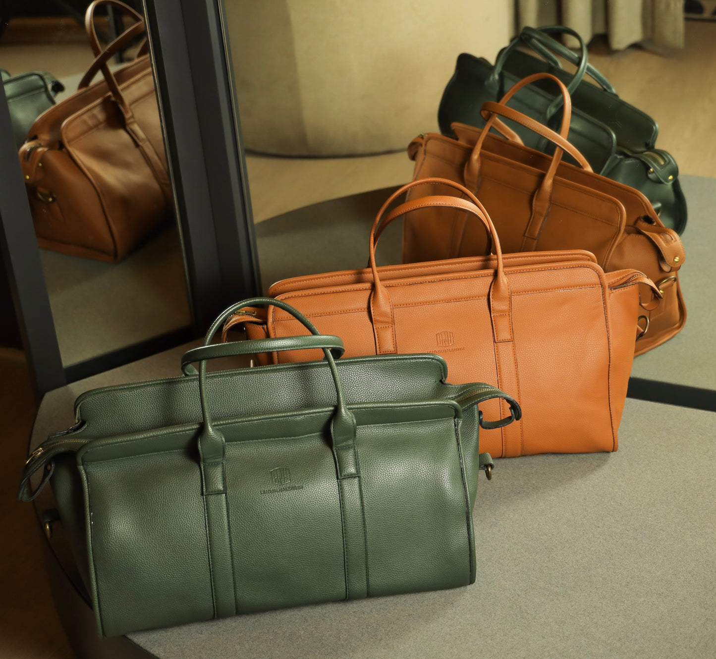 Nomad Duffle Bag - LeatherNoLeather