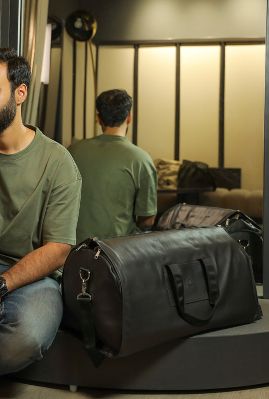 Weekender Duffle Bag - LeatherNoLeather