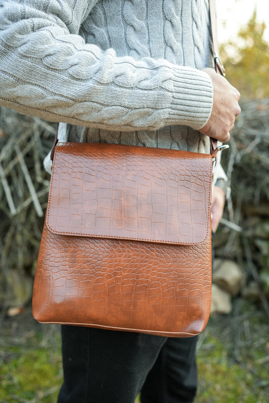 Crossbody Bag - LeatherNoLeather