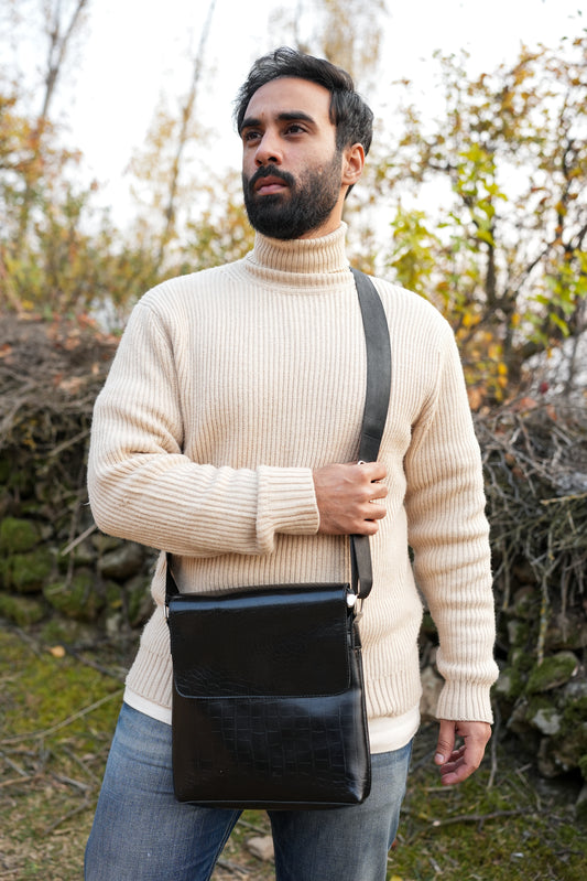 Vegan Leather Crossbody Bag - LeatherNoLeather