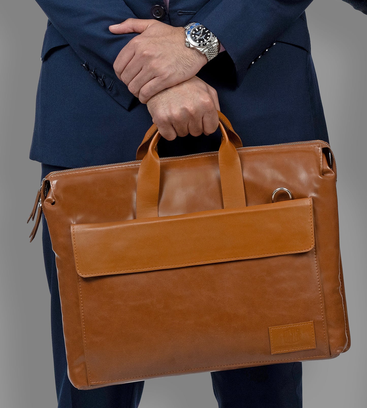 Nova Laptop Bag - LeatherNoLeather