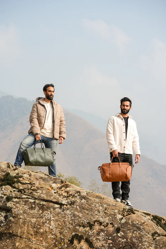 Stylish Duffle Bags: Look Good While You Travel